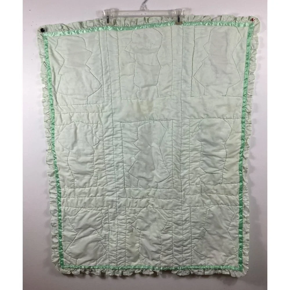 Vintage Handmade Baby Quilt Dutch Boy & Girl‎ with Sunbonnet 32 x 40